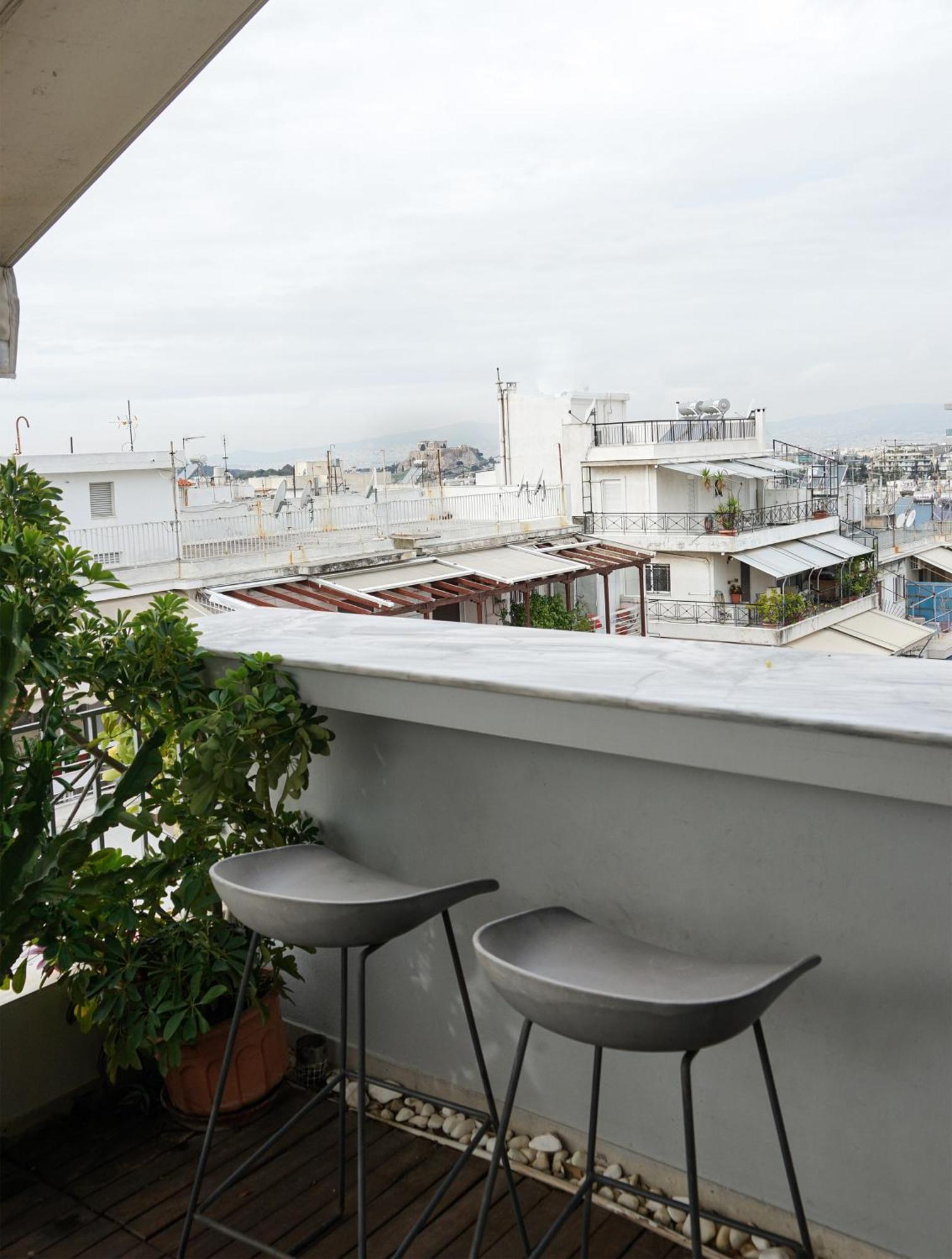 Small & Cozy With Acropolis & Lycabettus View Athen Eksteriør billede