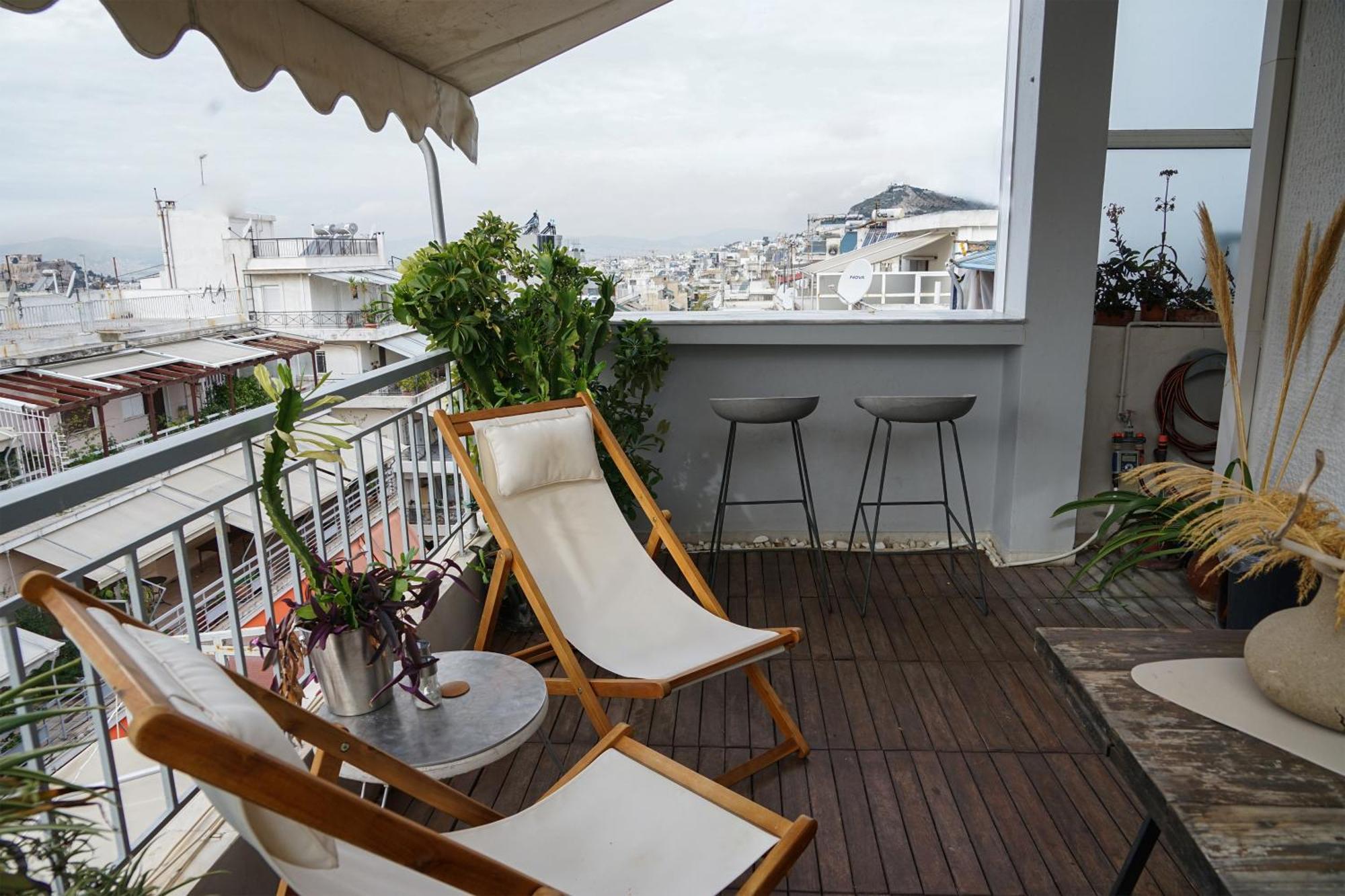 Small & Cozy With Acropolis & Lycabettus View Athen Eksteriør billede